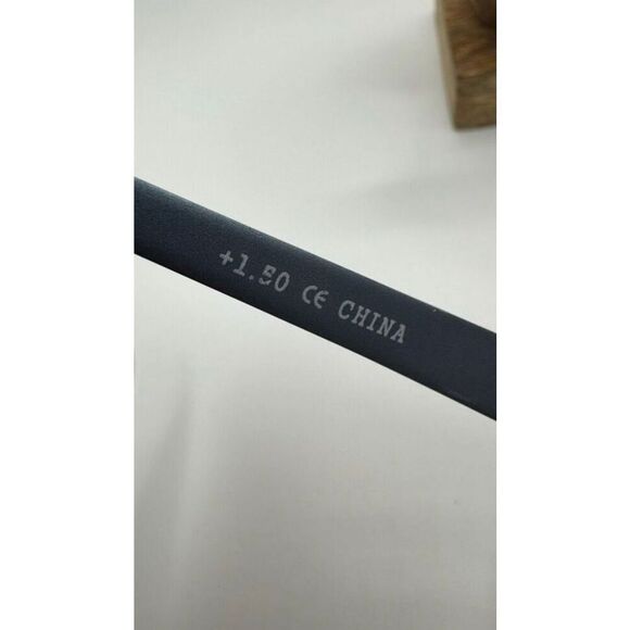 eyebobs Buckle Up reading glasses strength 1.50 blue new without case - Picture 3 of 3